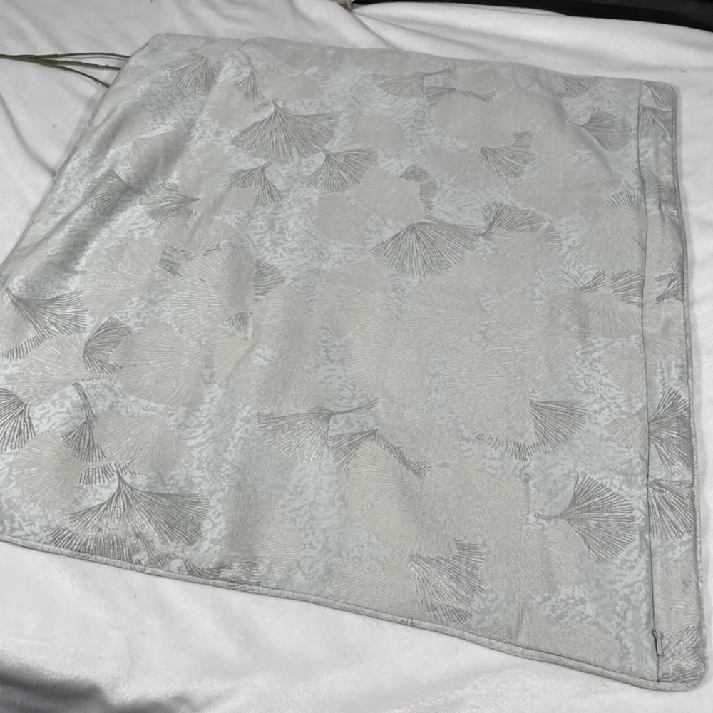 NEW  [ 1 Euro European ] Pillow Sham for Hotel‎ Collection Ginko